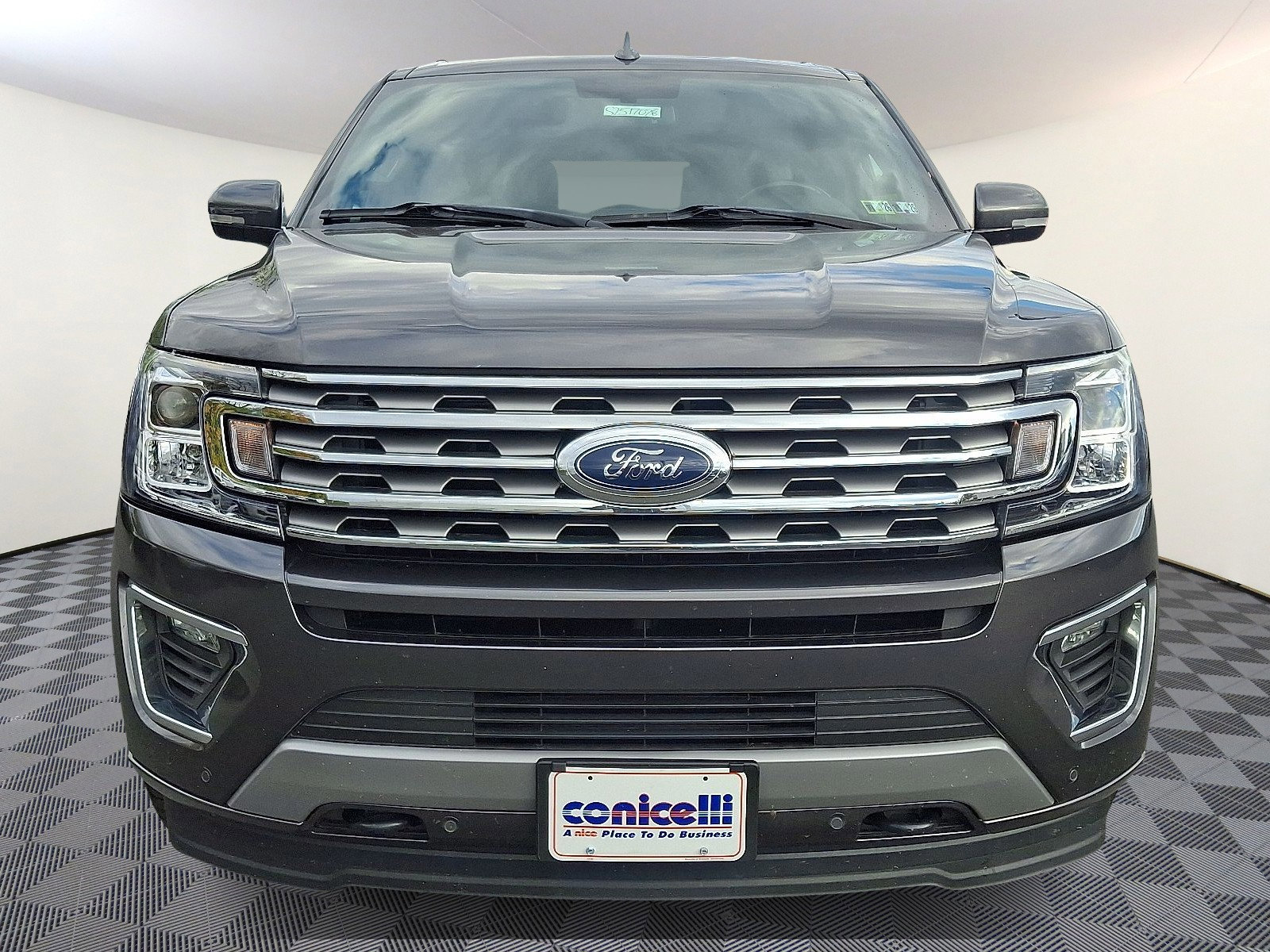 Used 2019 Ford Expedition Max Limited image 2
