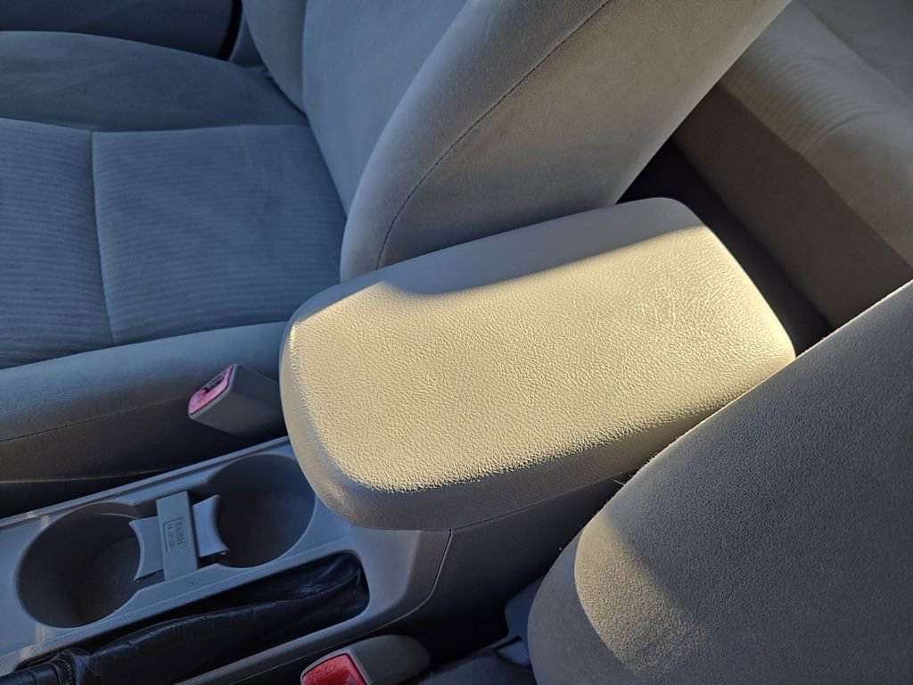 Used 2010 Toyota Corolla LE image 24