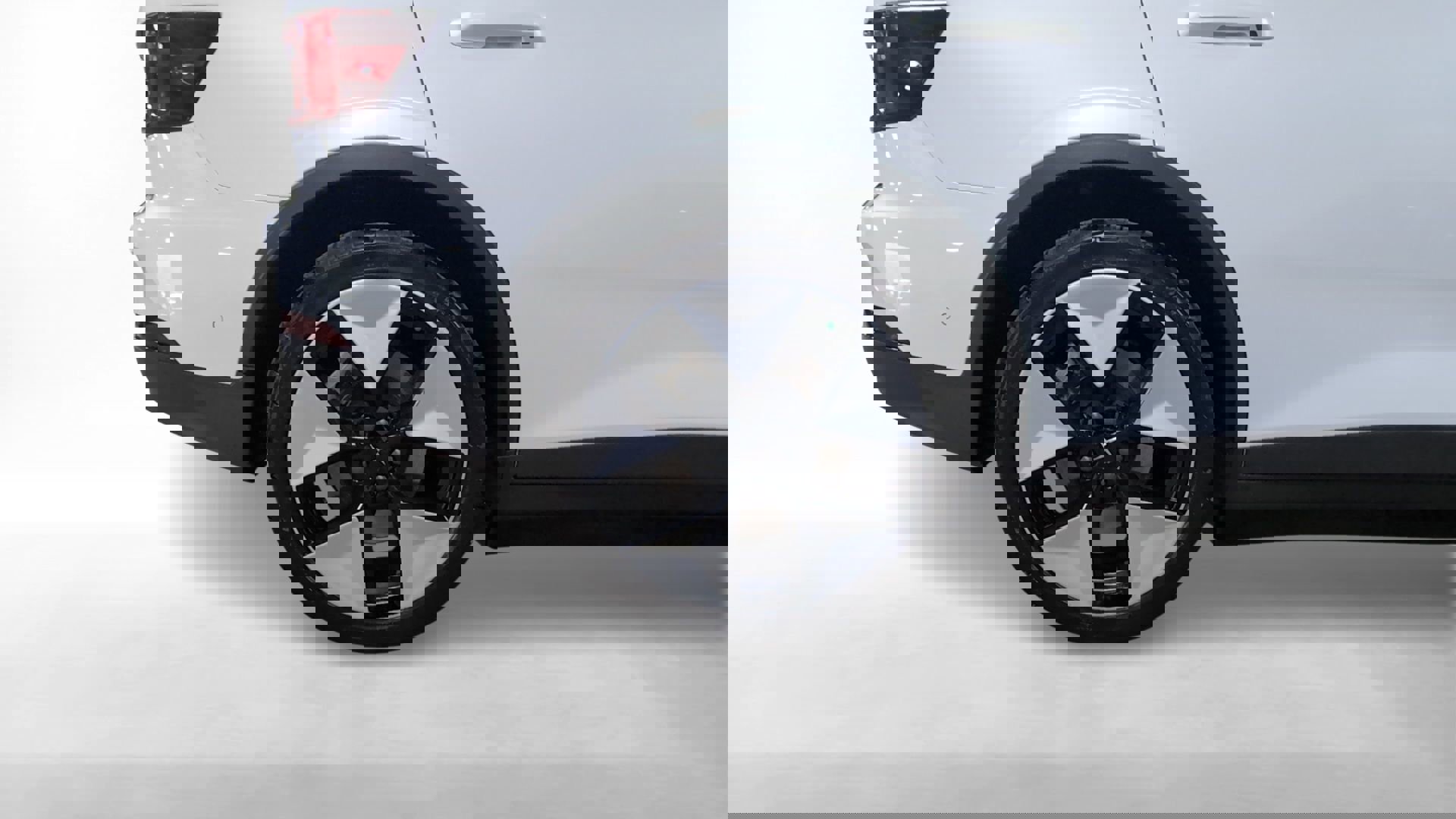 Certified 2023 Polestar Polestar 2 w/ Pilot Pack image 24