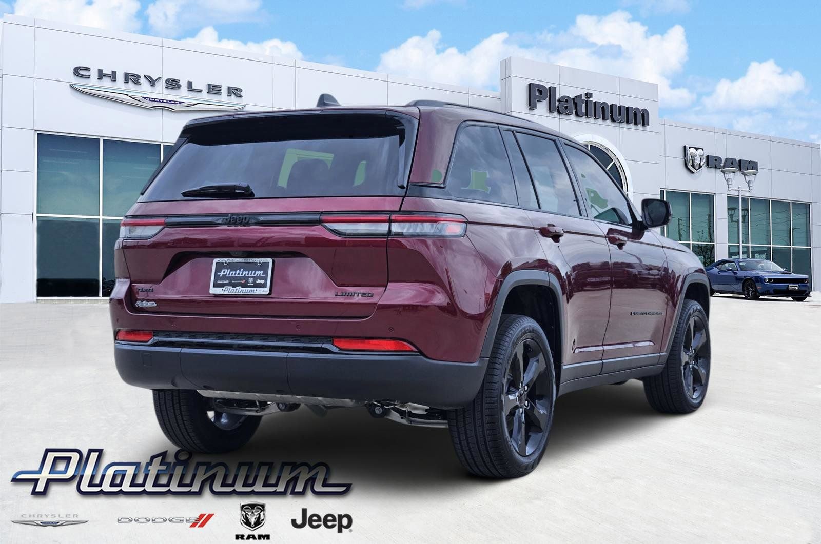 Used 2025 Jeep Grand Cherokee Limited w/ Black Appearance Package image 5