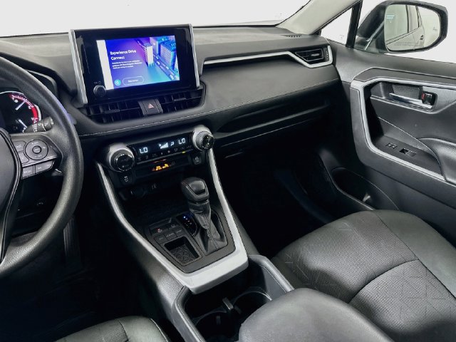 Used 2024 Toyota RAV4 XLE FWD image 25
