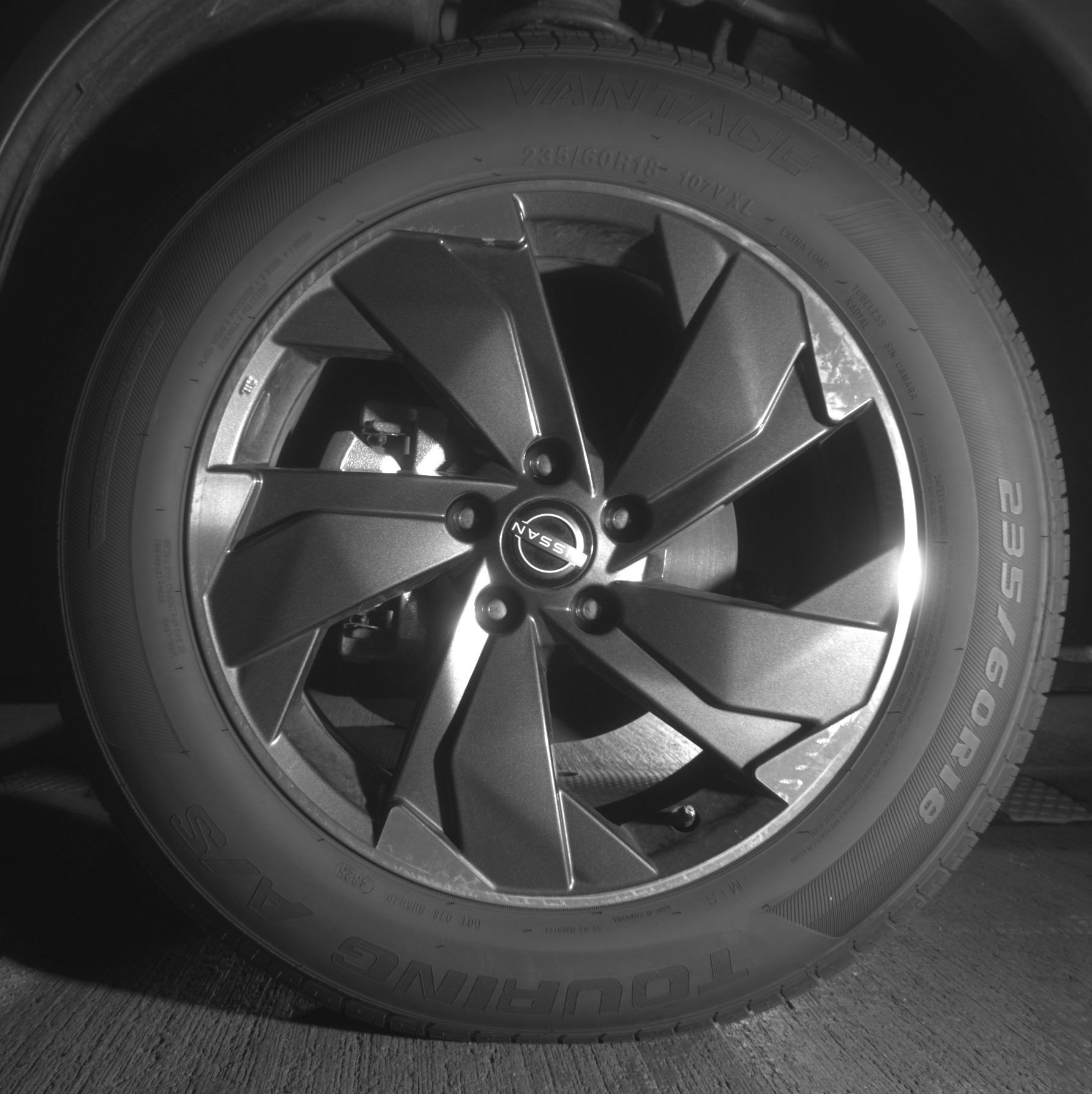 Used 2025 Nissan Rogue SV image 12