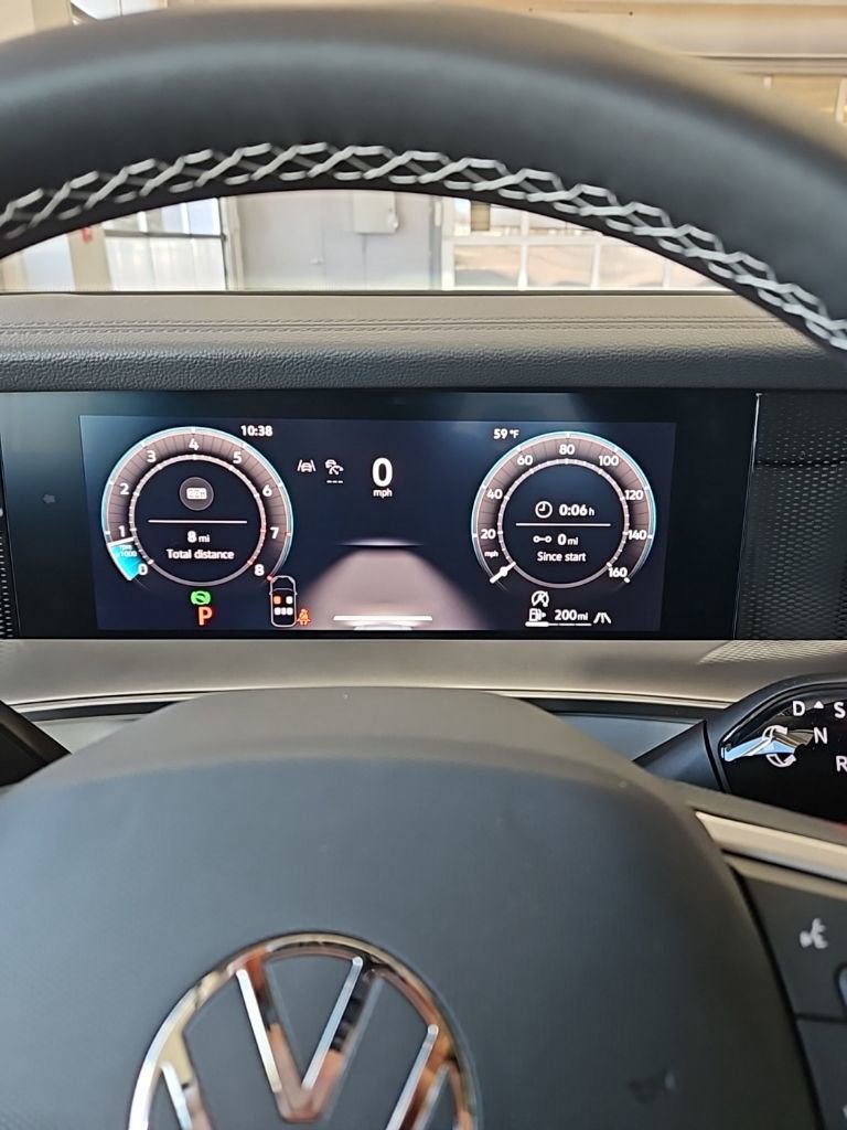 New 2026 Volkswagen Tiguan SE AWD/4WD image 34