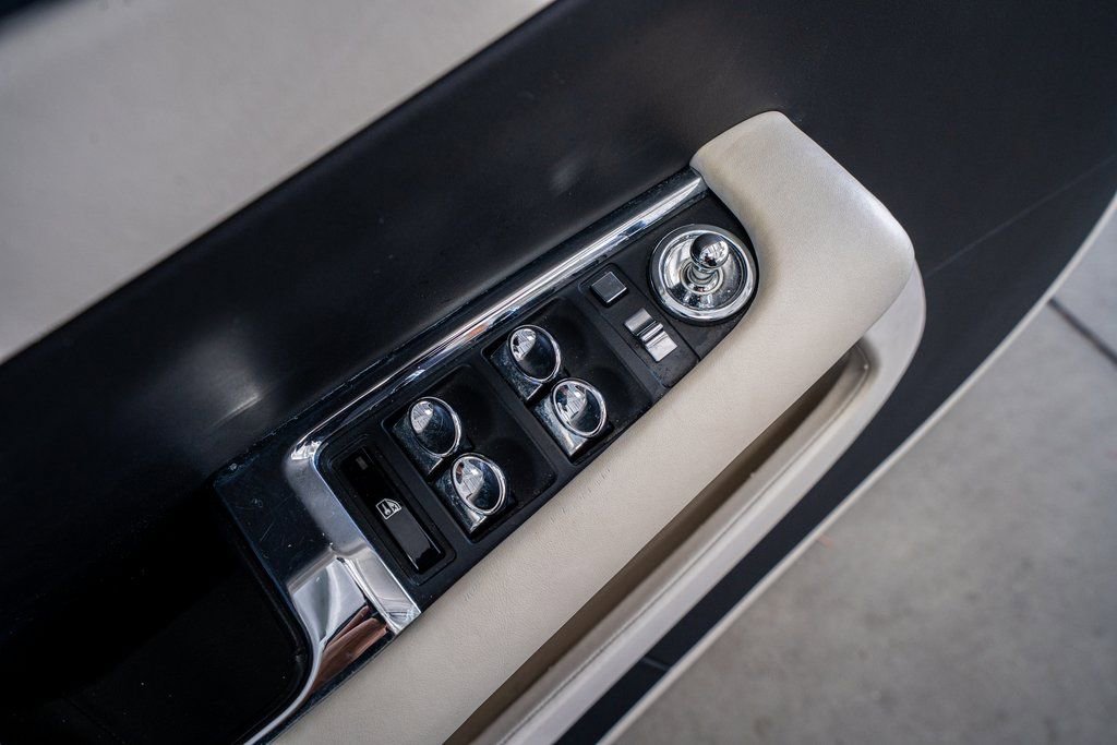 Used 2018 Rolls-Royce Wraith image 29