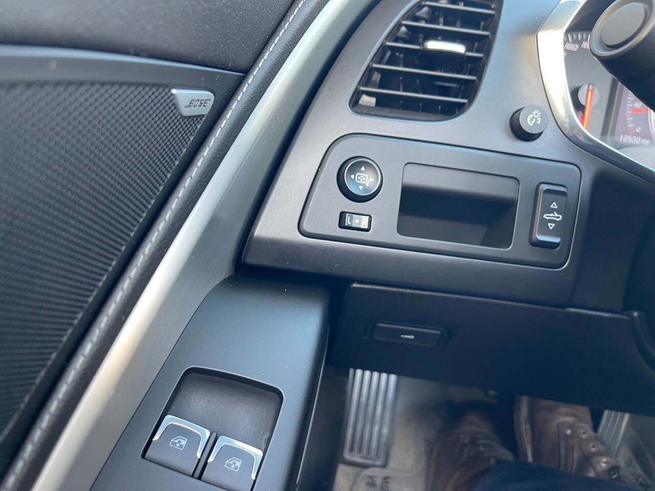 Used 2015 Chevrolet Corvette Stingray 2dr Convertible w/1LT image 78