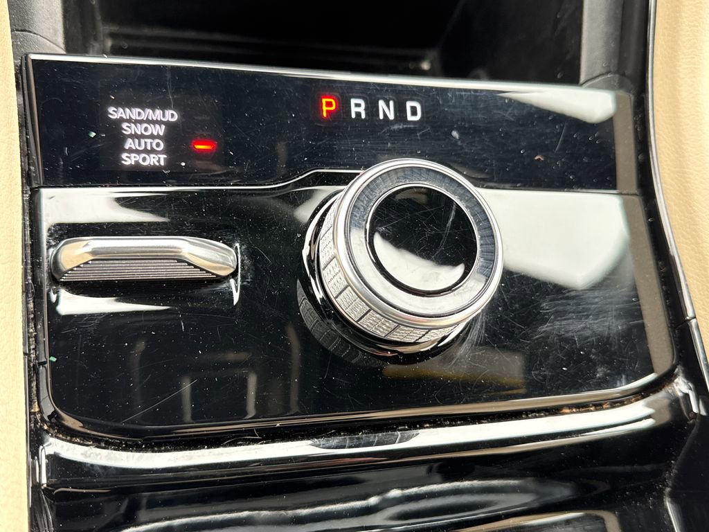 Certified 2023 Jeep Grand Cherokee L Limited image 39