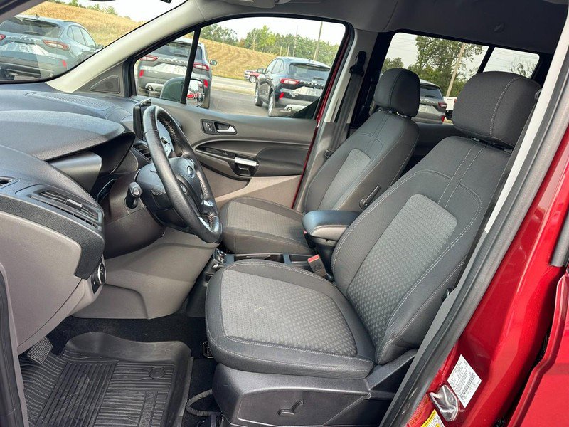 Used 2020 Ford Transit Connect XLT image 7