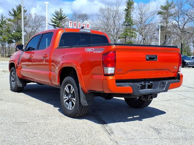 Used 2017 Toyota Tacoma SR5 AWD/4WD image 13