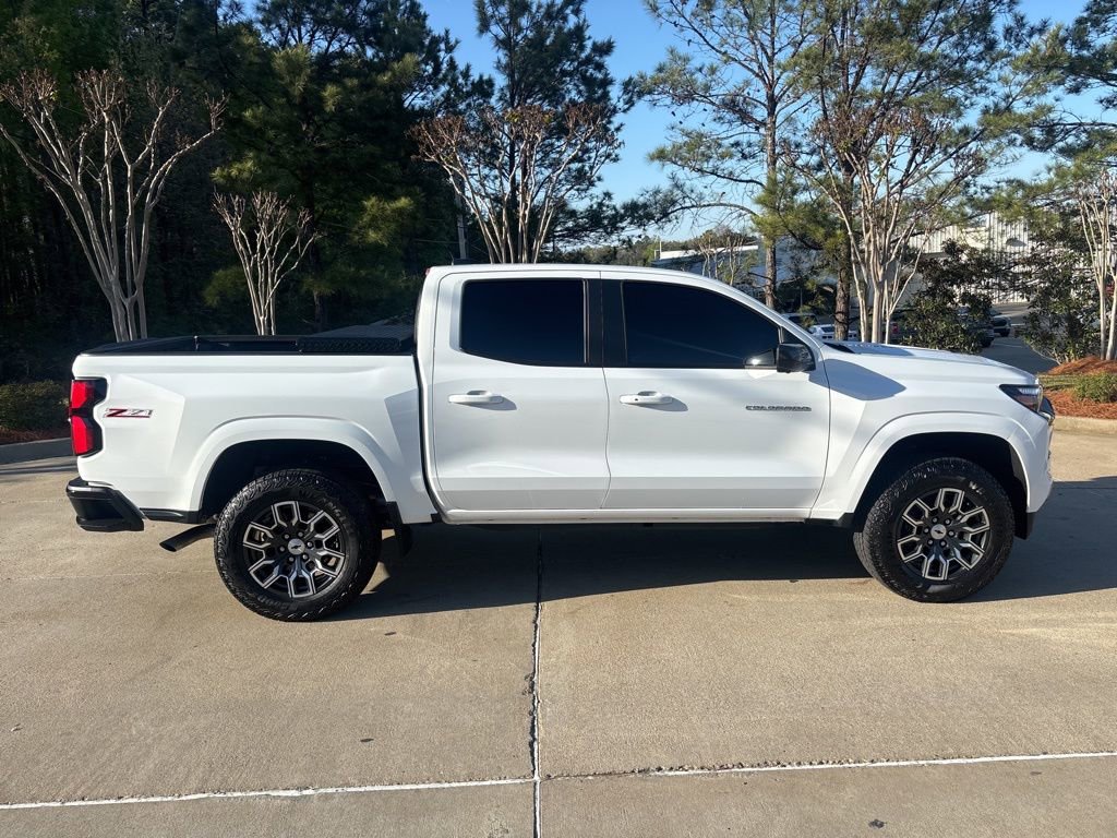Used 2025 Chevrolet Colorado Z71 w/ Technology Package image 8