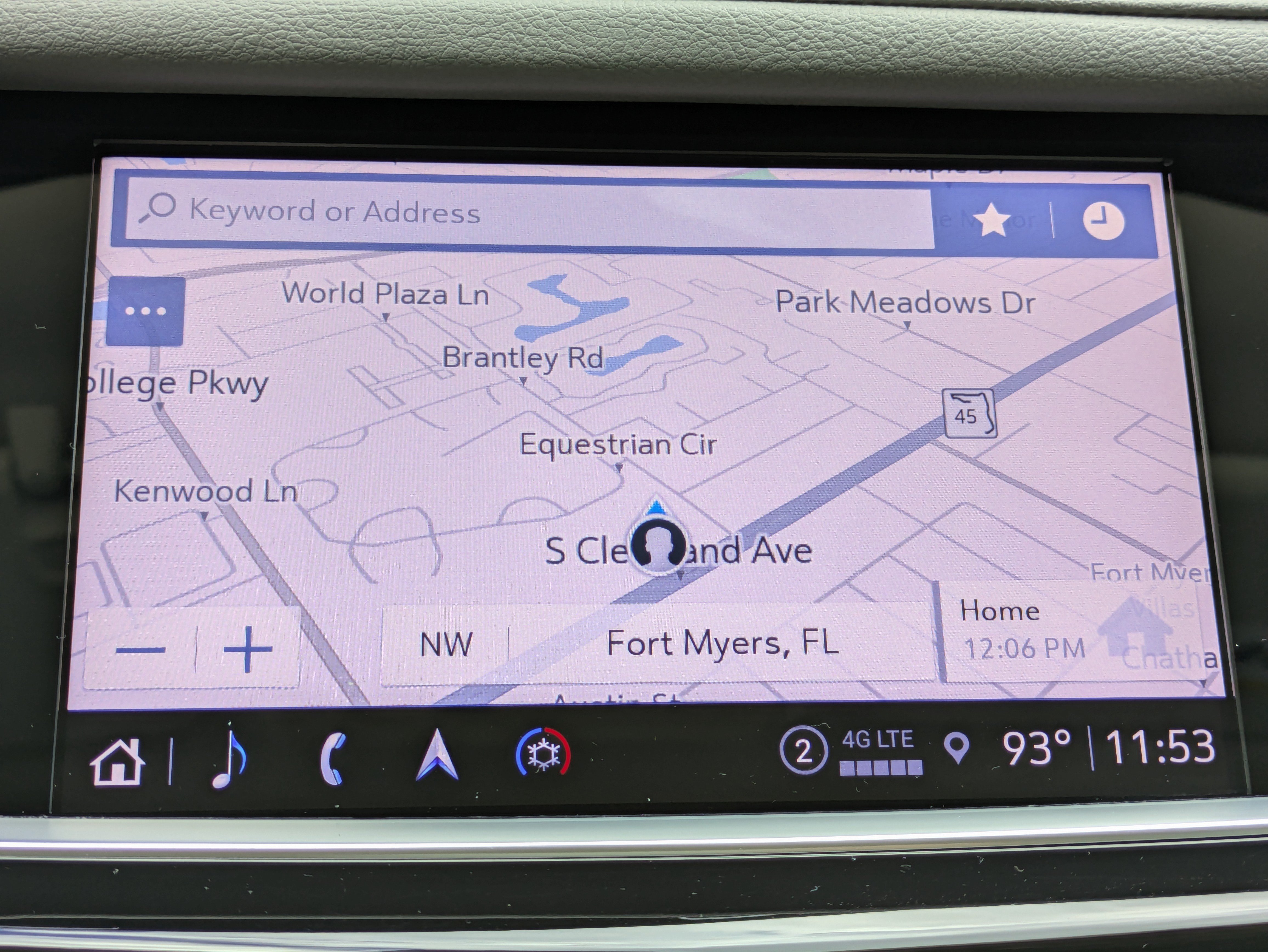 Used 2024 Cadillac XT5 Premium Luxury w/ Technology Package FWD image 28