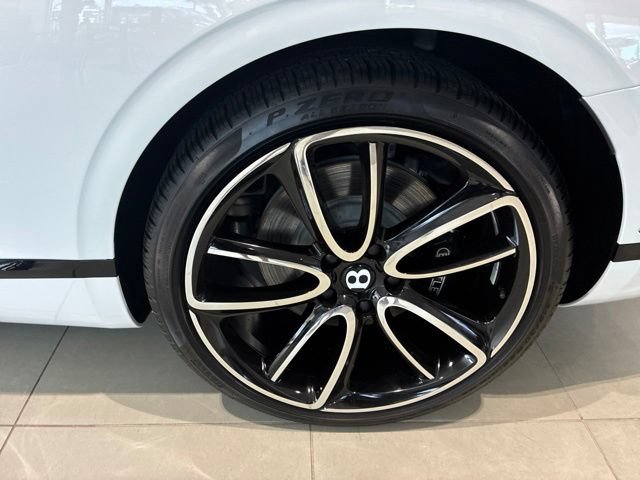 Used 2021 Bentley Continental GT Mulliner AWD/4WD image 12