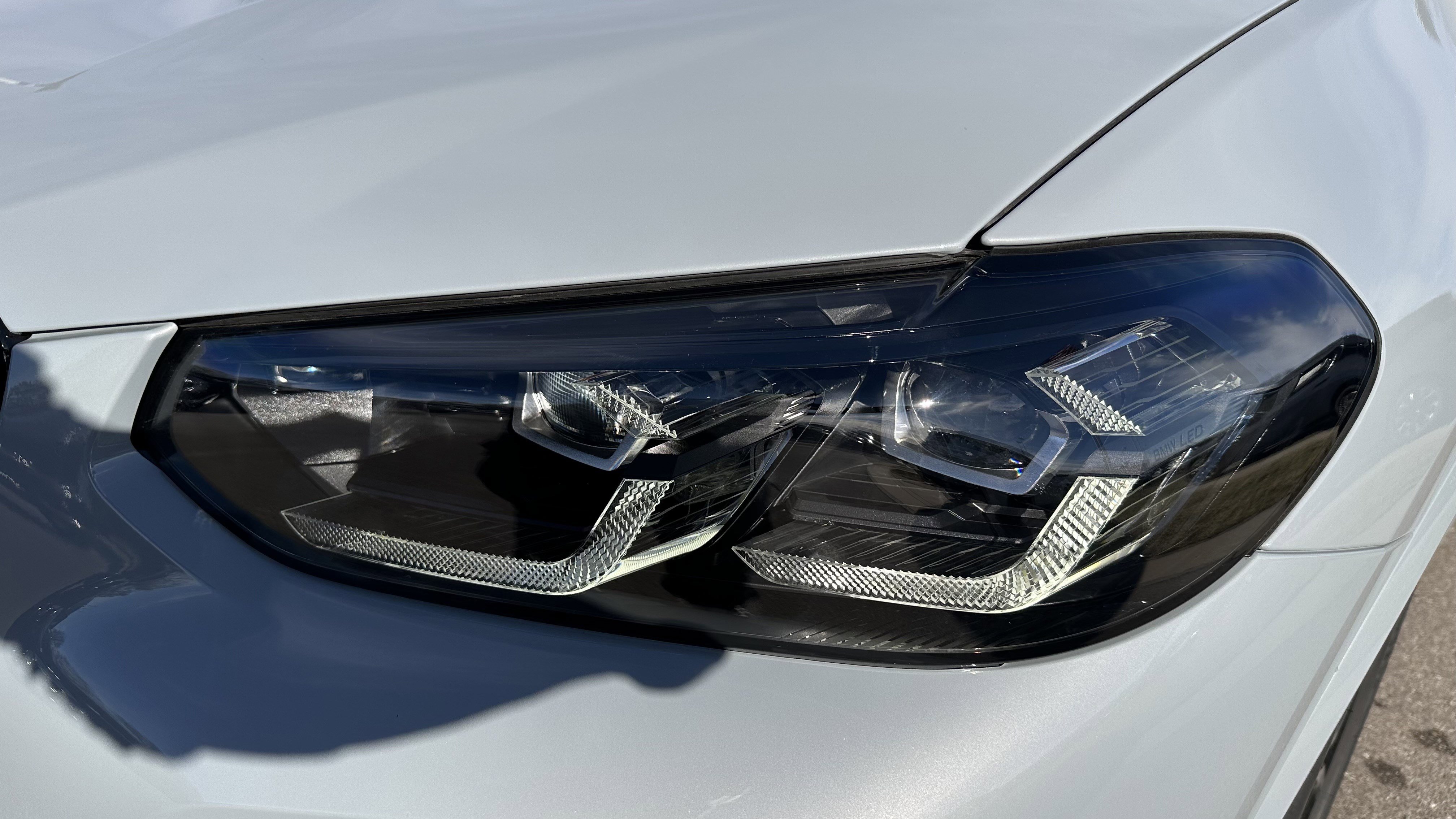 Used 2025 BMW X4 xDrive30i w/ Premium Package image 6