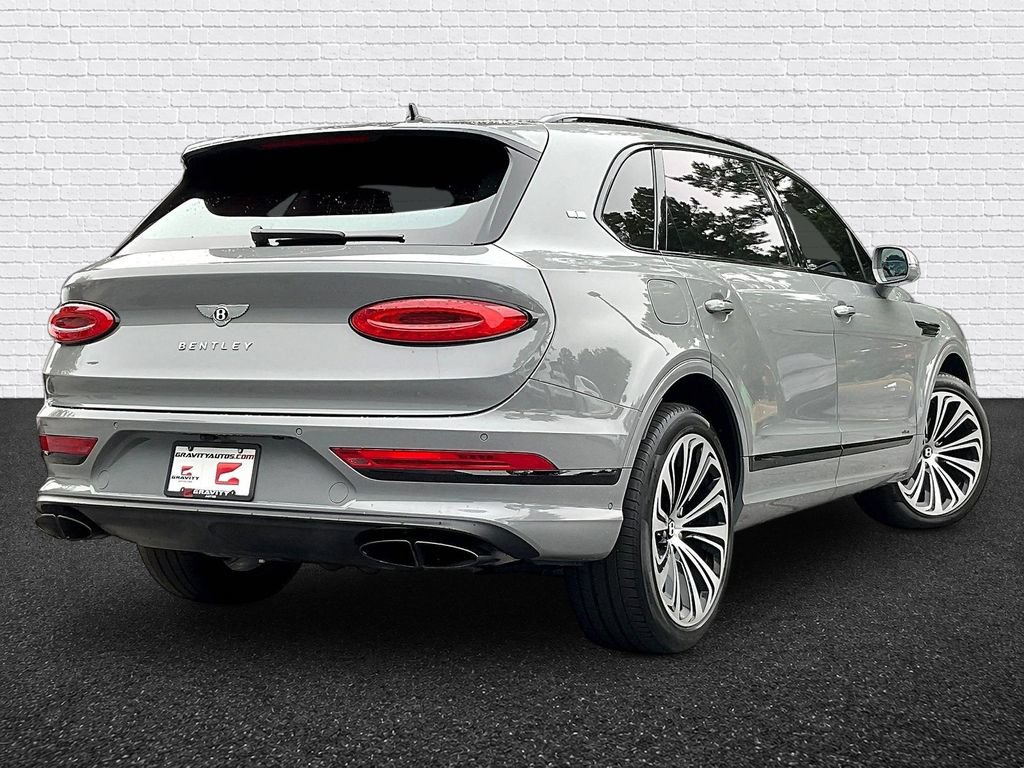 Used 2023 Bentley Bentayga Extended Wheelbase AWD/4WD image 6