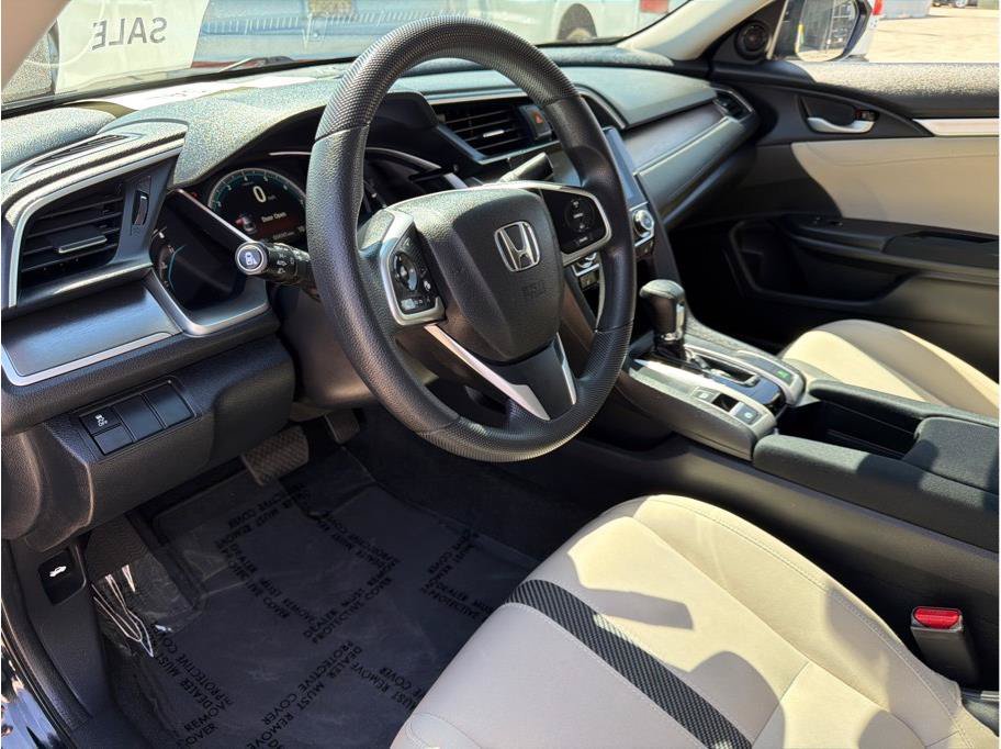 Used 2017 Honda Civic EX-T image 5