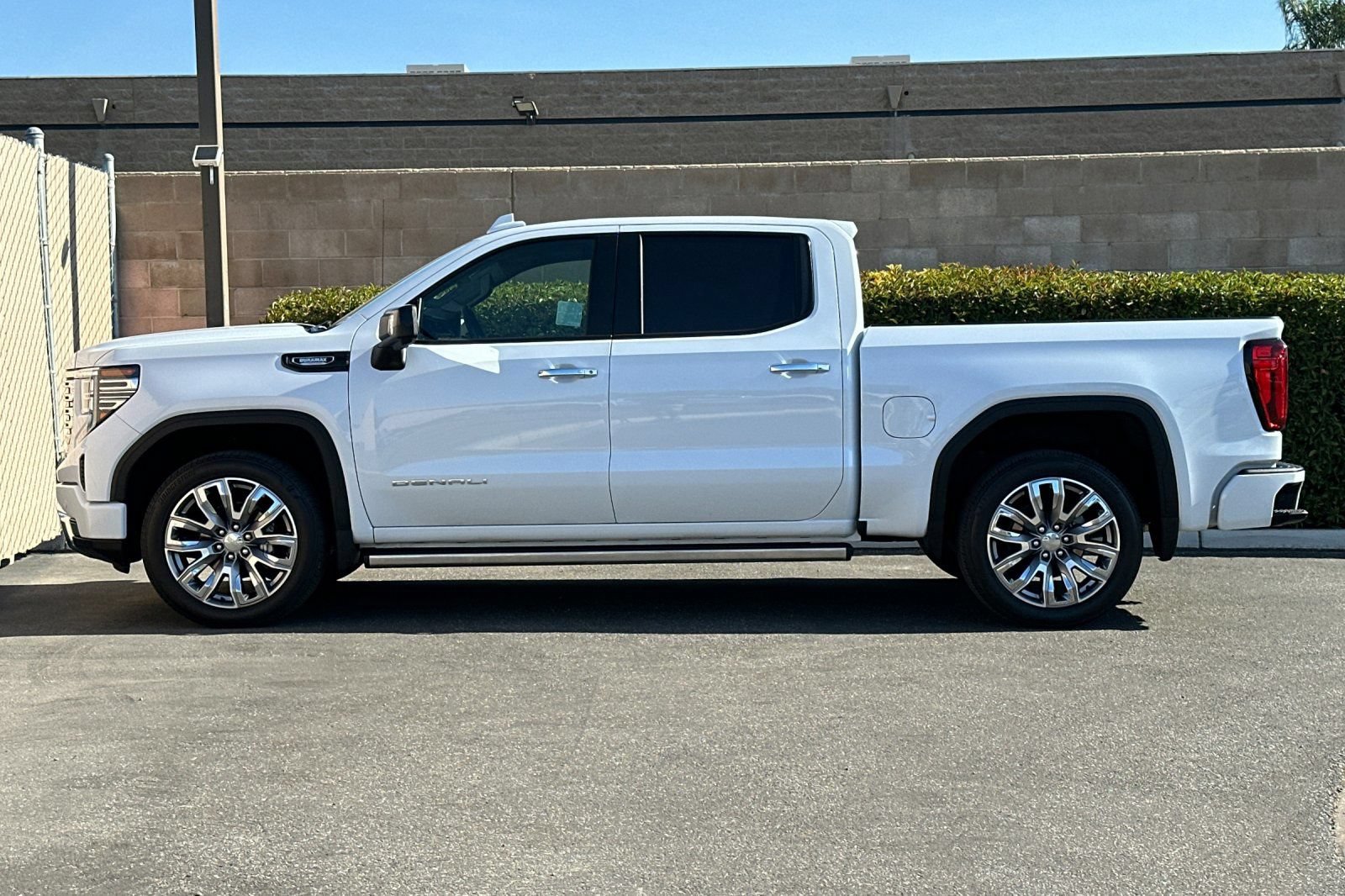 Used 2026 GMC Sierra 1500 Denali AWD/4WD image 7