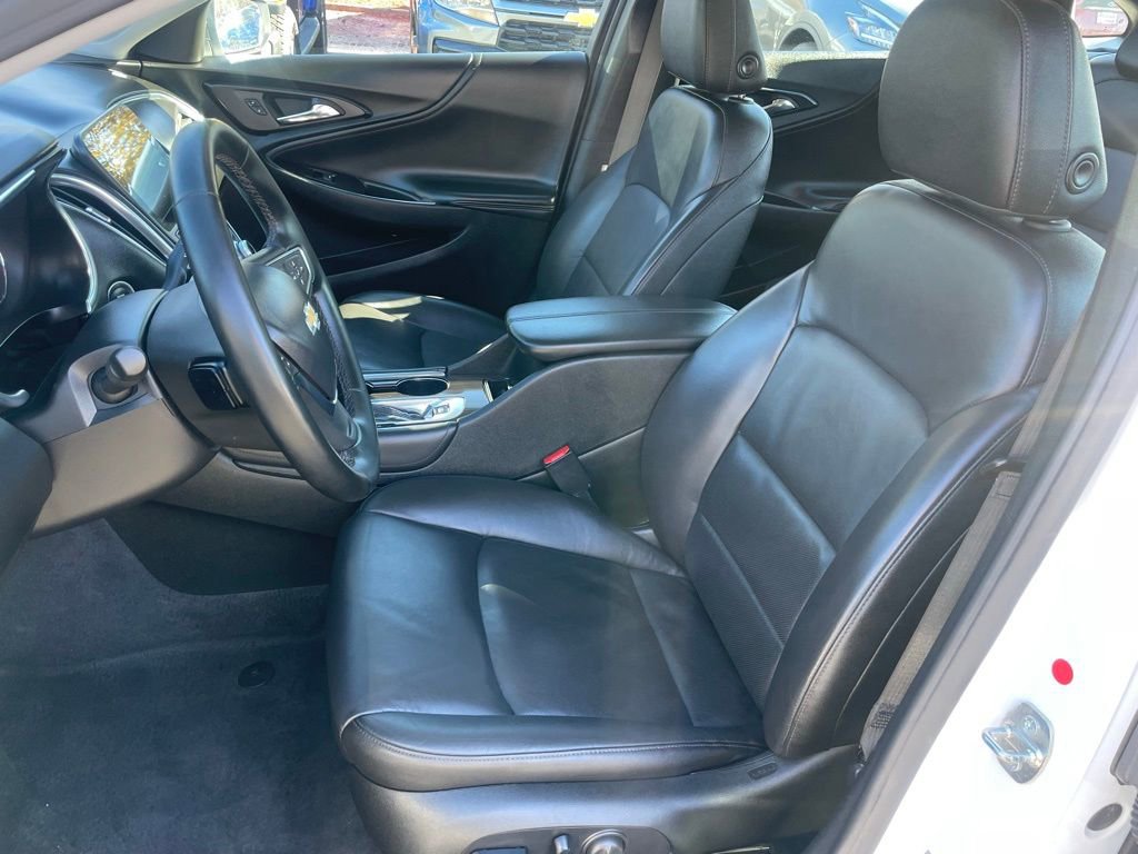 Used 2024 Chevrolet Malibu LT FWD image 6