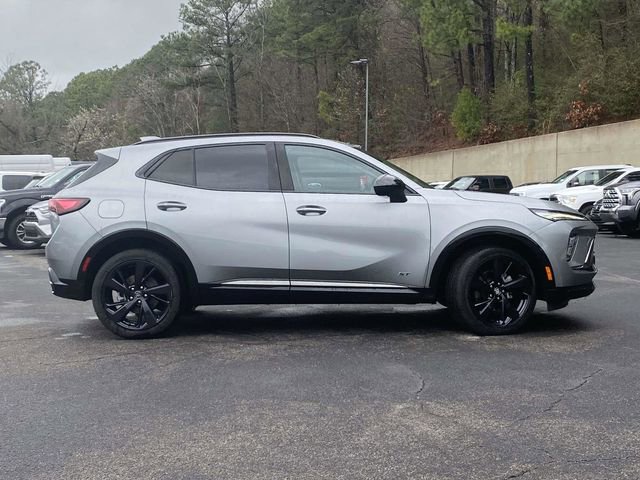 Used 2025 Buick Envision Sport Touring image 2