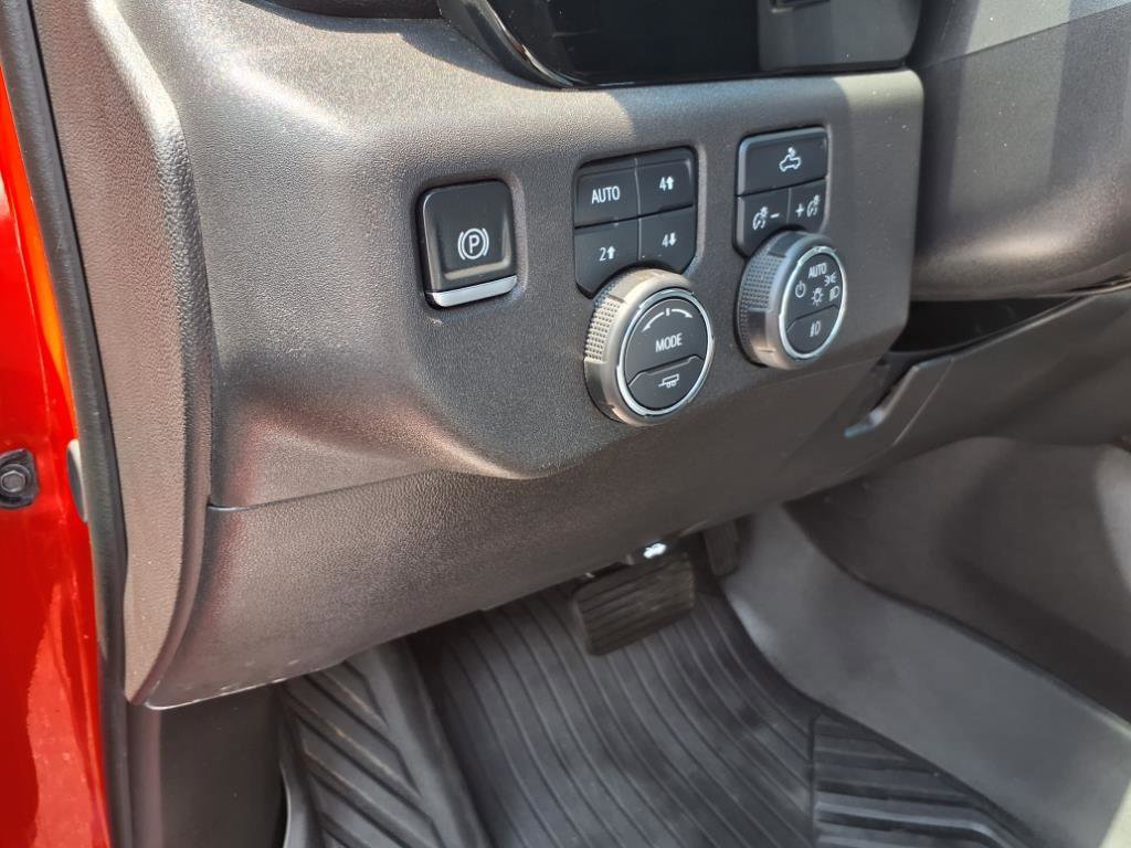 Used 2024 Chevrolet Silverado 1500 LT Trail Boss w/ Convenience Package II image 13