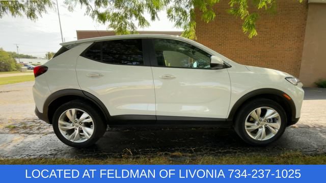 Certified 2024 Buick Encore GX Preferred w/ Comfort Package AWD/4WD image 9