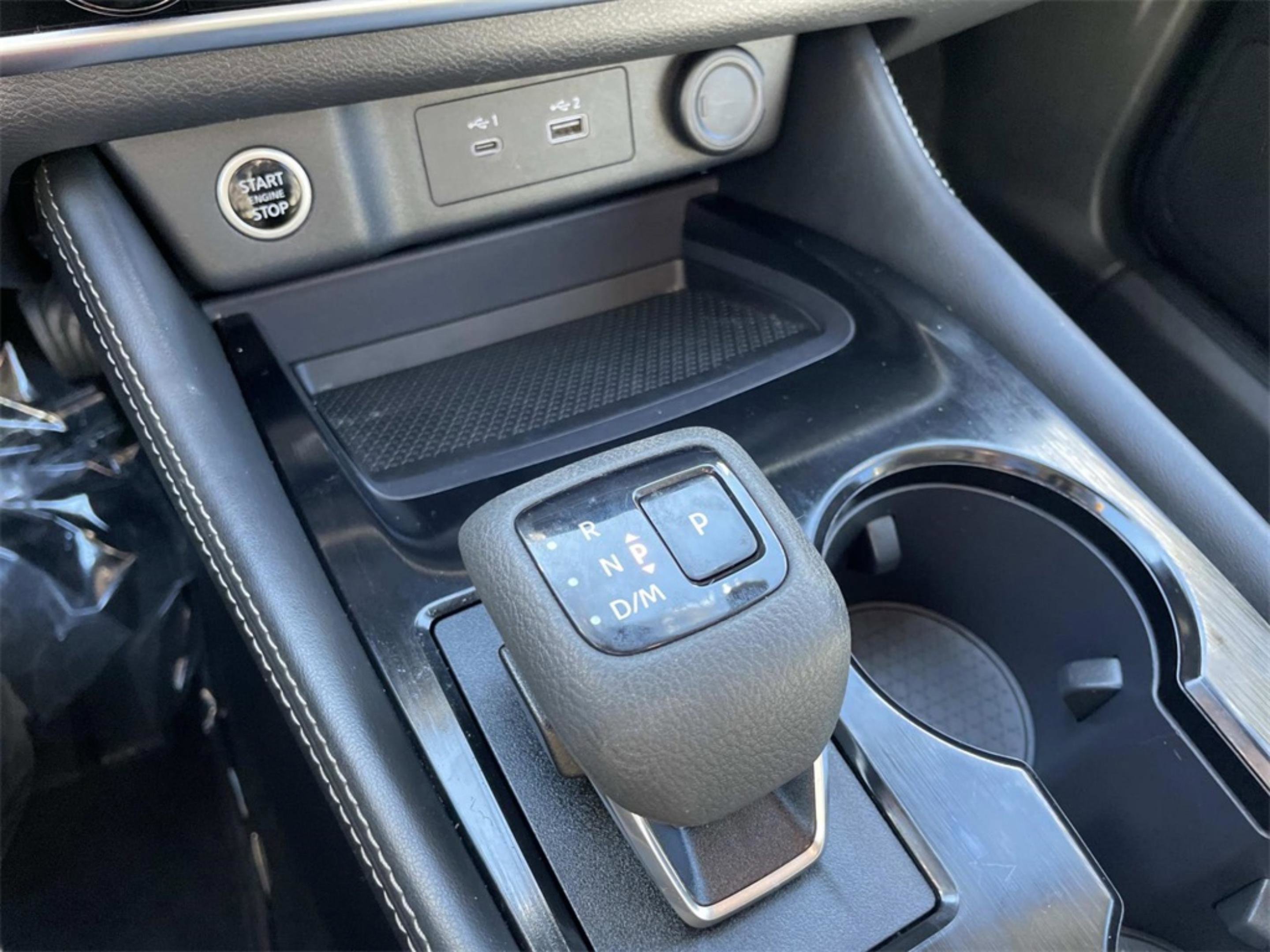 Used 2023 Nissan Rogue SL w/ SL Premium Package image 28