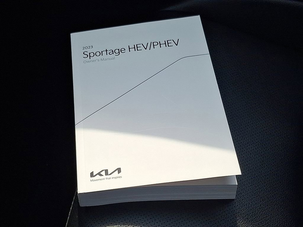 Used 2023 Kia Sportage EX w/ EX Premium Package image 29