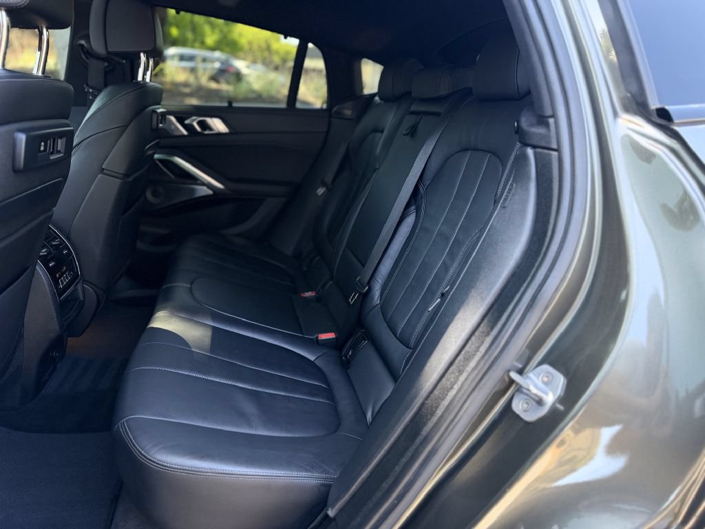 Used 2020 BMW X6 M50i w/ Executive Package AWD/4WD image 14
