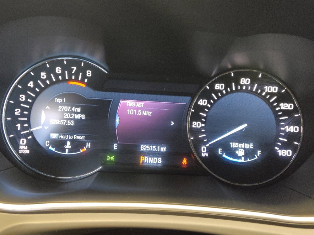 Used 2016 Lincoln MKX Reserve w/ Technology Package FWD image 23
