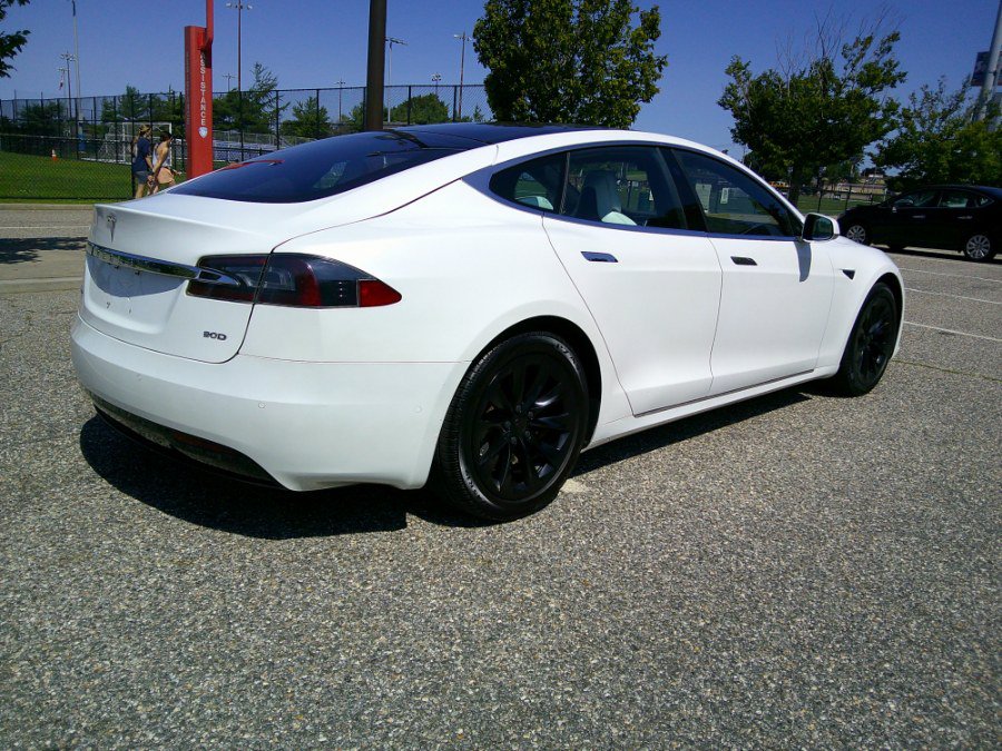 Used 2017 Tesla Model S 90D AWD/4WD image 16