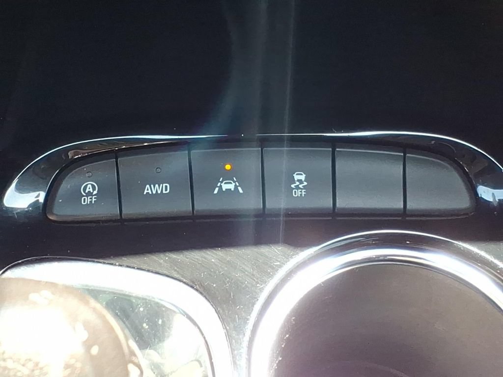 Used 2023 Buick Encore GX Preferred w/ Cold Weather Comfort Package AWD/4WD image 20