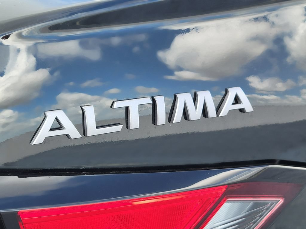 New 2026 Nissan Altima 2.5 SR FWD image 11