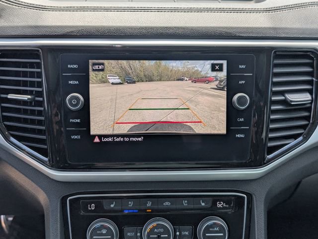 Used 2022 Volkswagen Atlas SEL Premium image 20