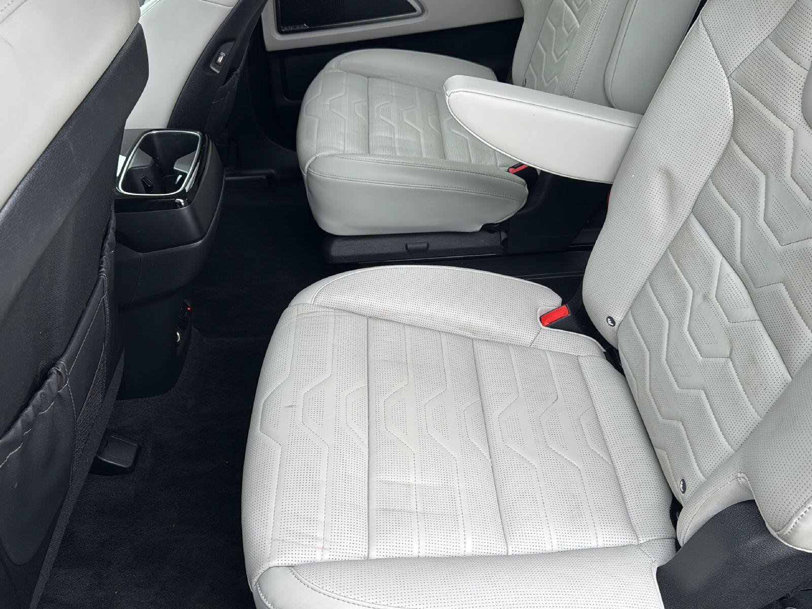 Used 2021 Kia Telluride SX w/ SX Prestige Package AWD/4WD image 22