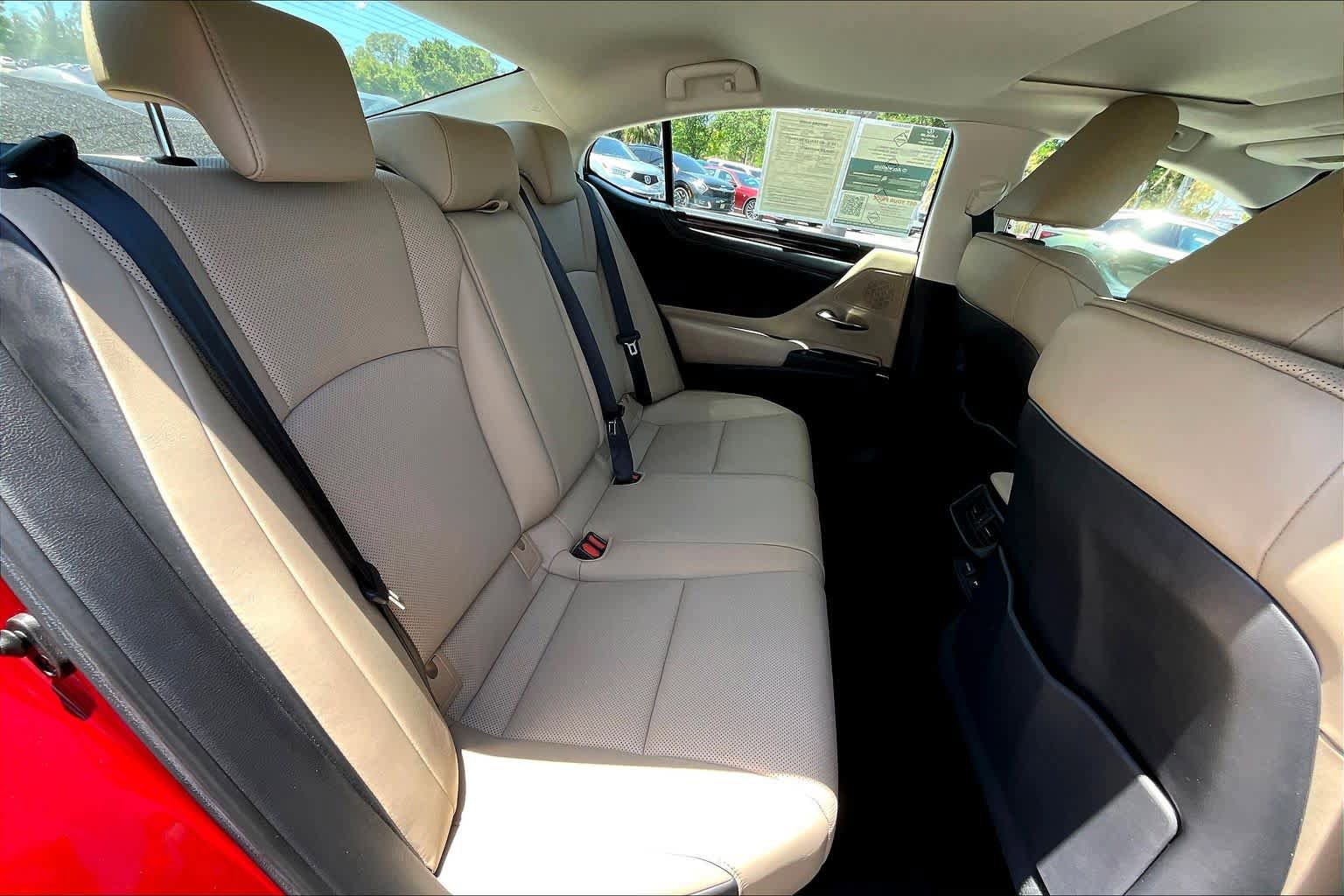 Used 2020 Lexus ES 350 w/ Premium Package image 20