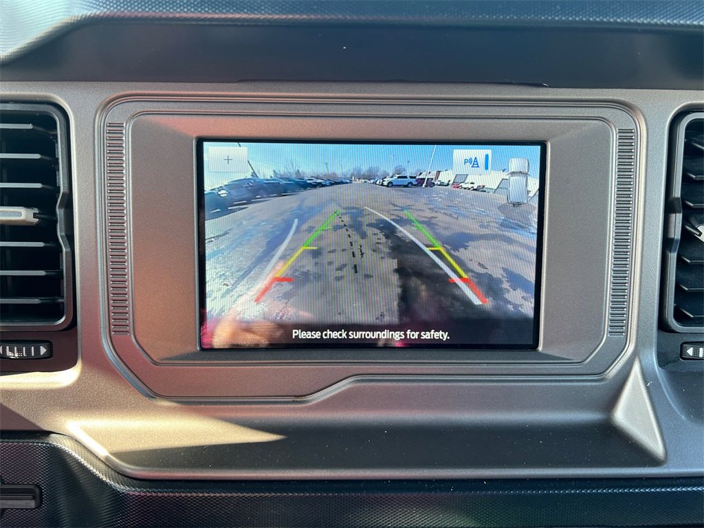 Used 2023 Ford Bronco Outer Banks image 17