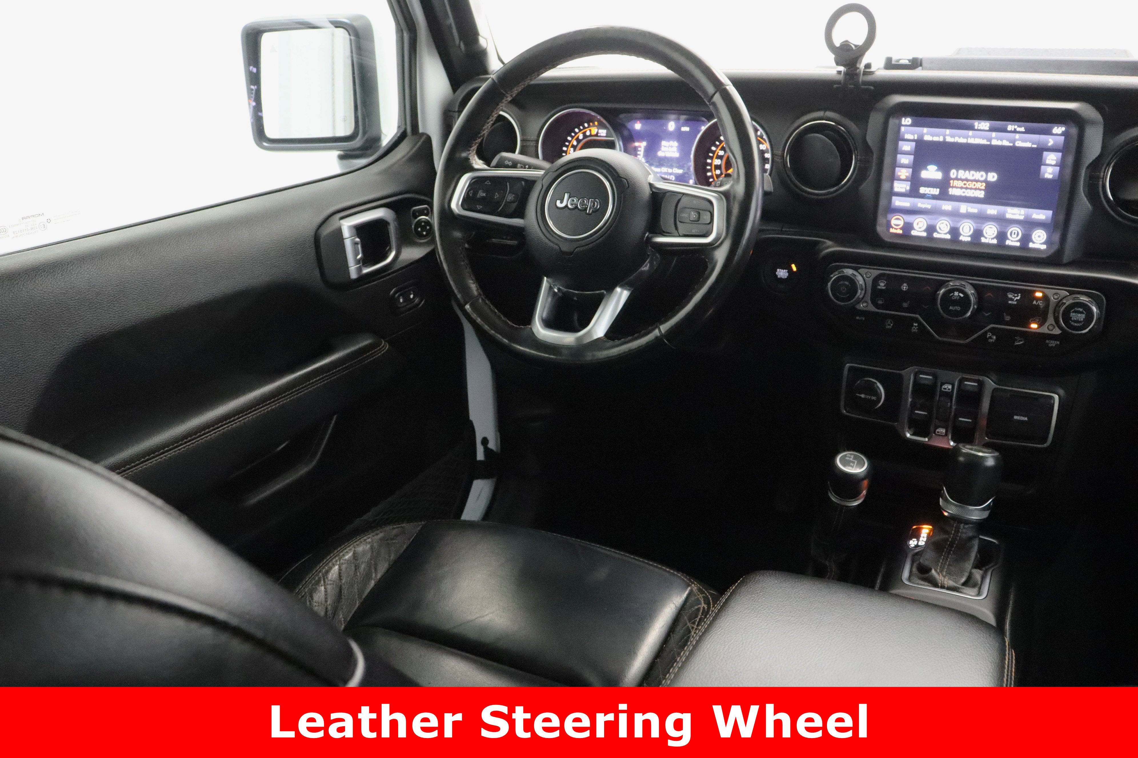 Used 2020 Jeep Wrangler Unlimited Sahara image 32