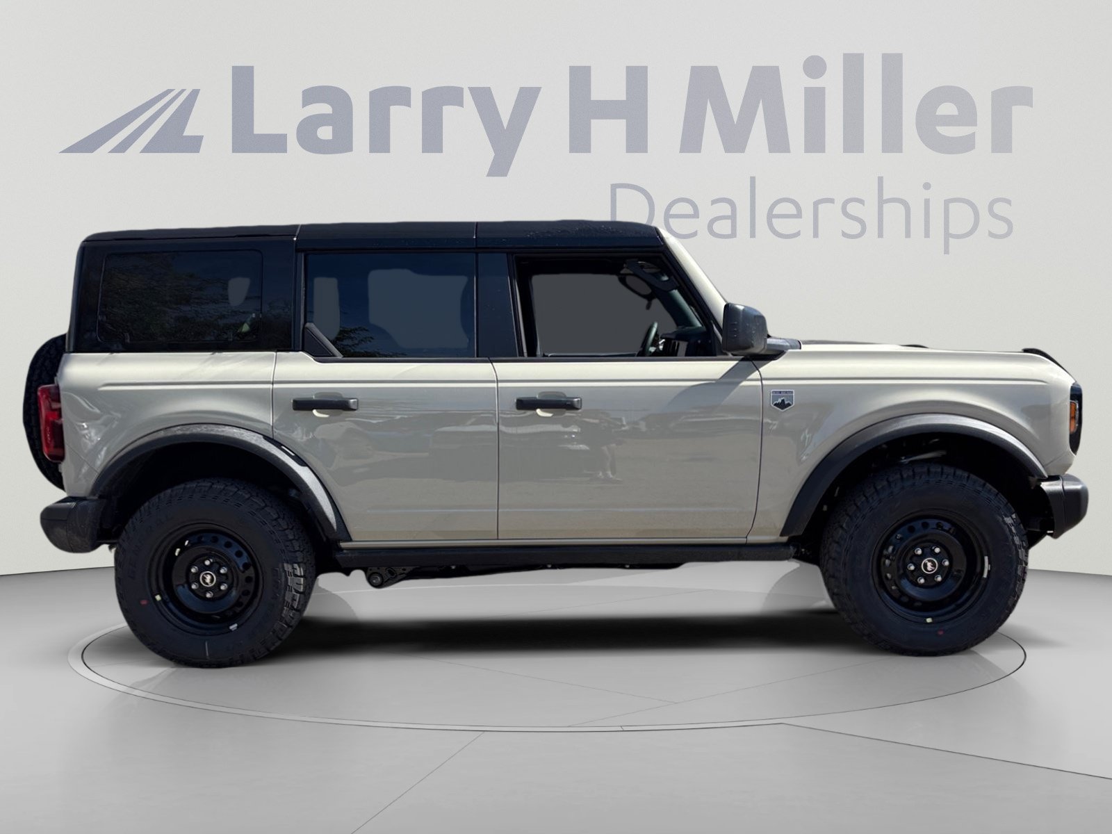 New 2026 Ford Bronco Big Bend w/ Black Diamond Package AWD/4WD image 6