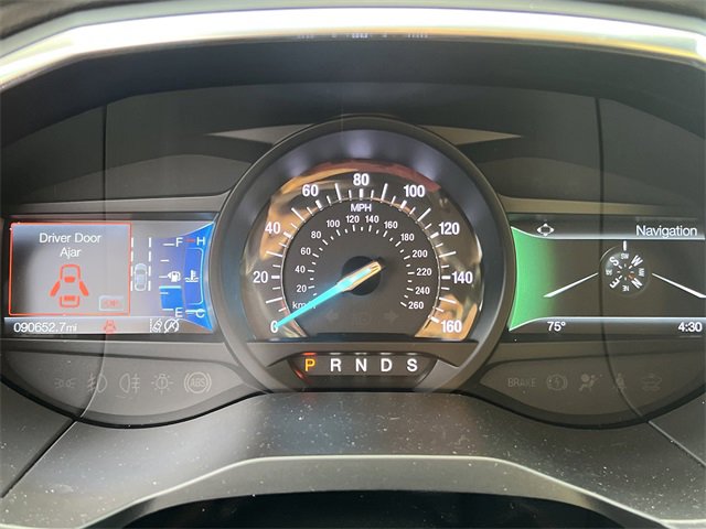Used 2019 Ford Edge Titanium image 29
