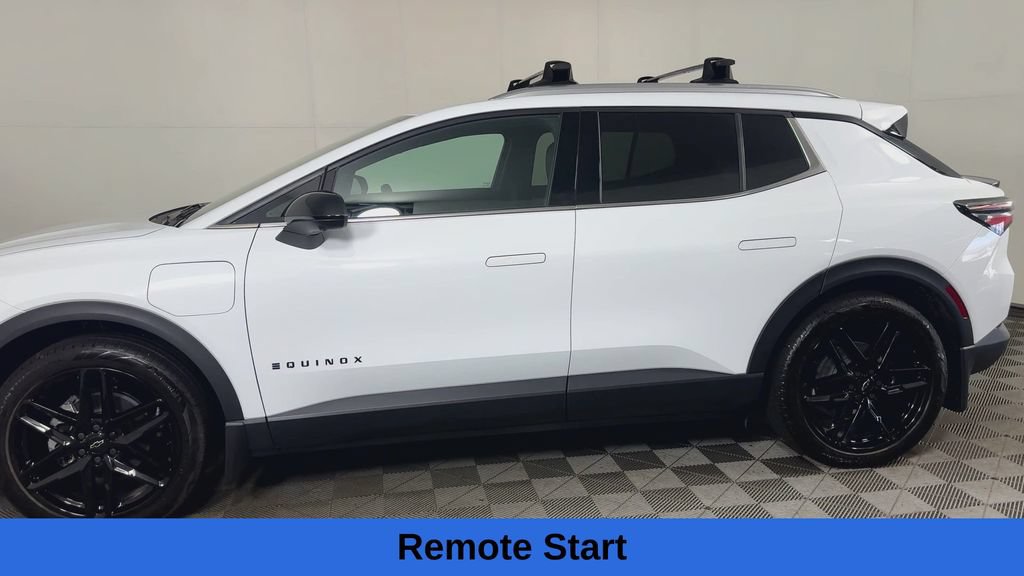 Used 2026 Chevrolet Equinox EV LT w/ LPO, Blackout Package FWD image 9