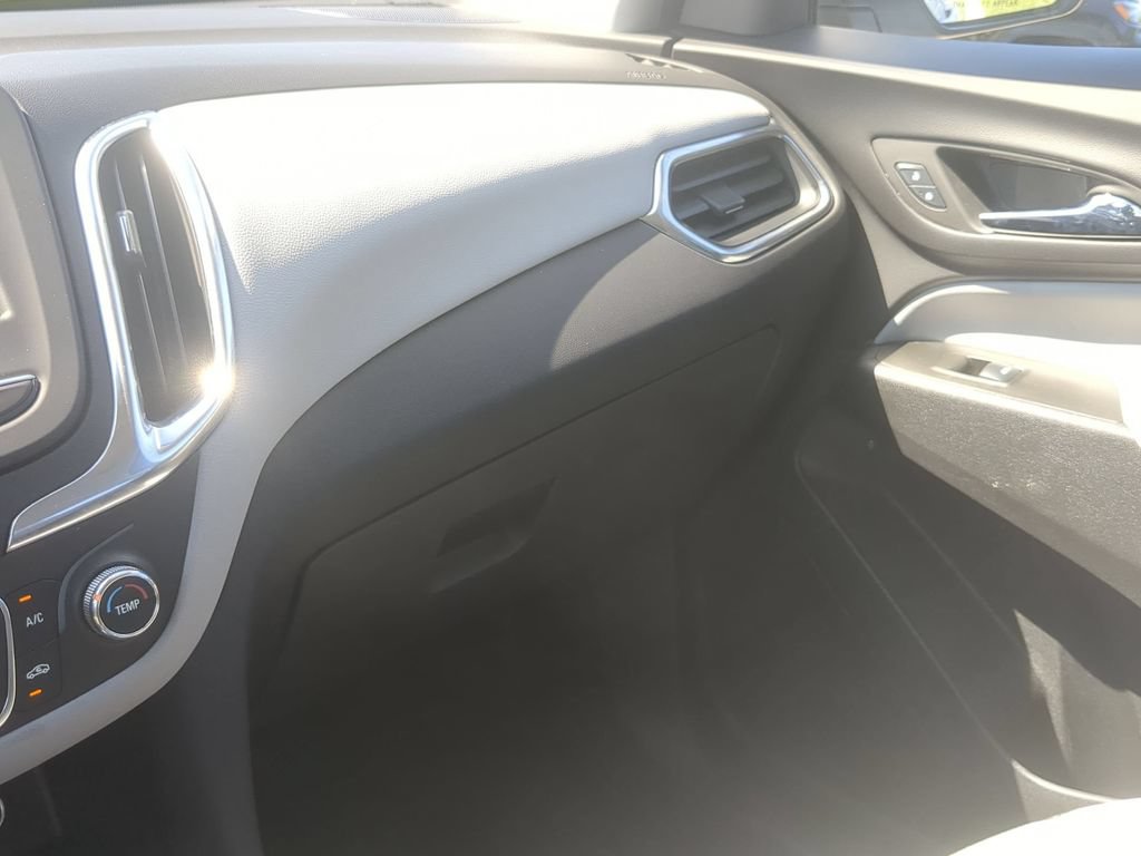 Used 2024 Chevrolet Equinox LS FWD image 23