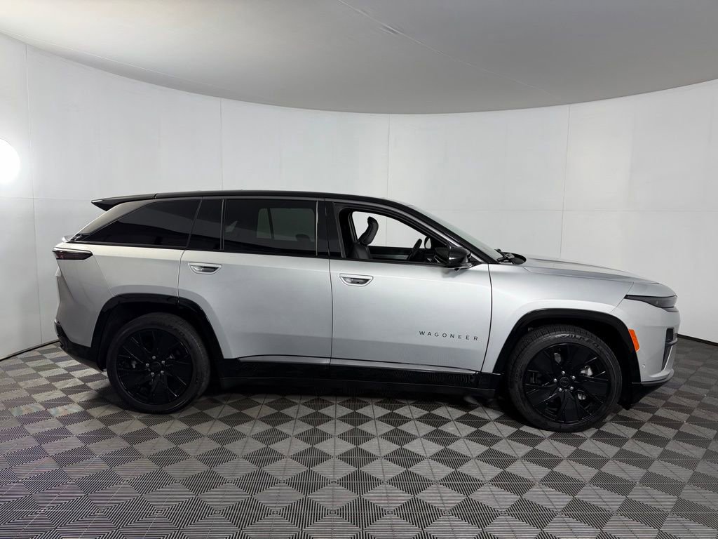 Used 2025 Jeep Wagoneer S Launch Edition image 4