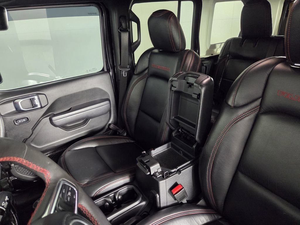 Used 2023 Jeep Wrangler Unlimited Rubicon AWD/4WD image 24