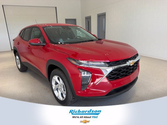 New 2026 Chevrolet Trax LS w/ LS Convenience Package
