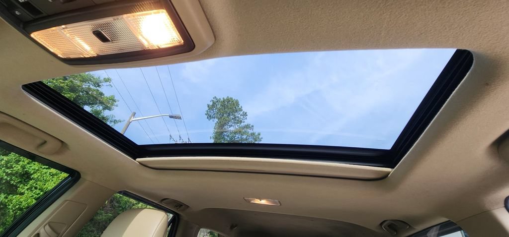 Used 2014 Toyota 4Runner Limited AWD/4WD image 13