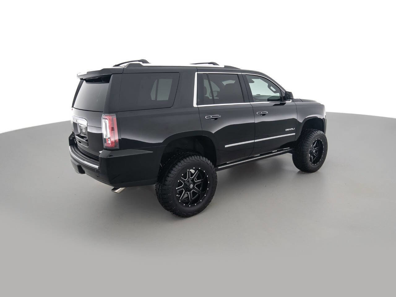 Used 2016 GMC Yukon Denali w/ Open Road Package image 5