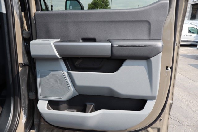 New 2026 Ford F250 XLT AWD/4WD image 30