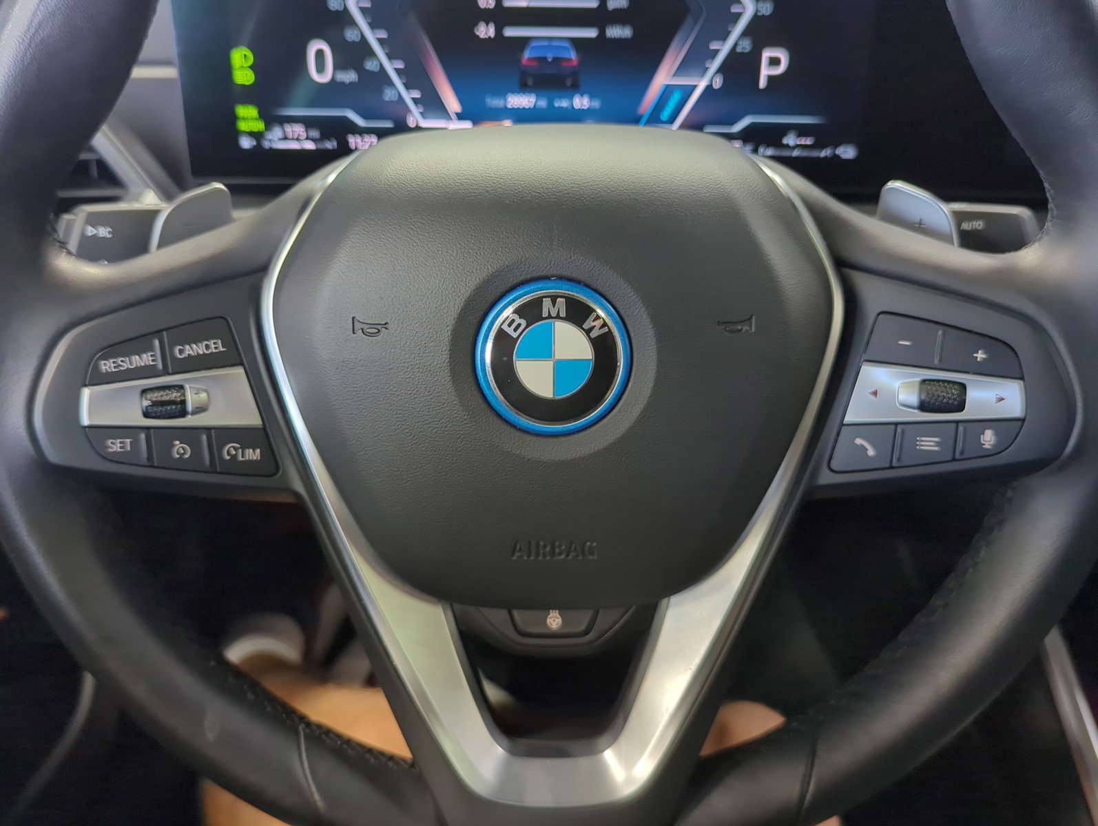 Used 2024 BMW 330e xDrive image 21