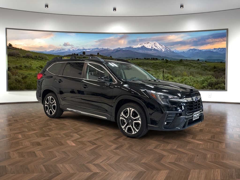 Used 2023 Subaru Ascent Limited AWD/4WD image 1