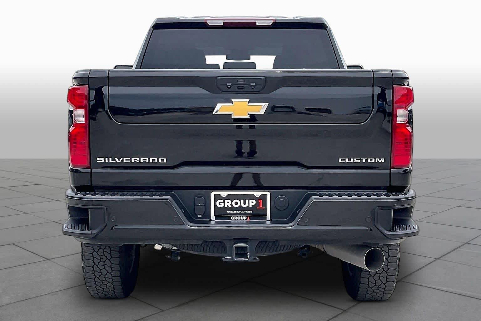 Used 2025 Chevrolet Silverado 2500 Custom w/ Custom Value Package AWD/4WD image 5