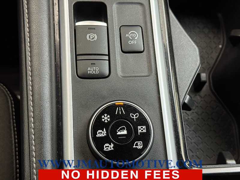 Used 2022 Nissan Pathfinder SL w/ SL Premium Package image 37