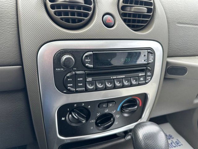 Used 2006 Jeep Liberty Limited AWD/4WD image 17